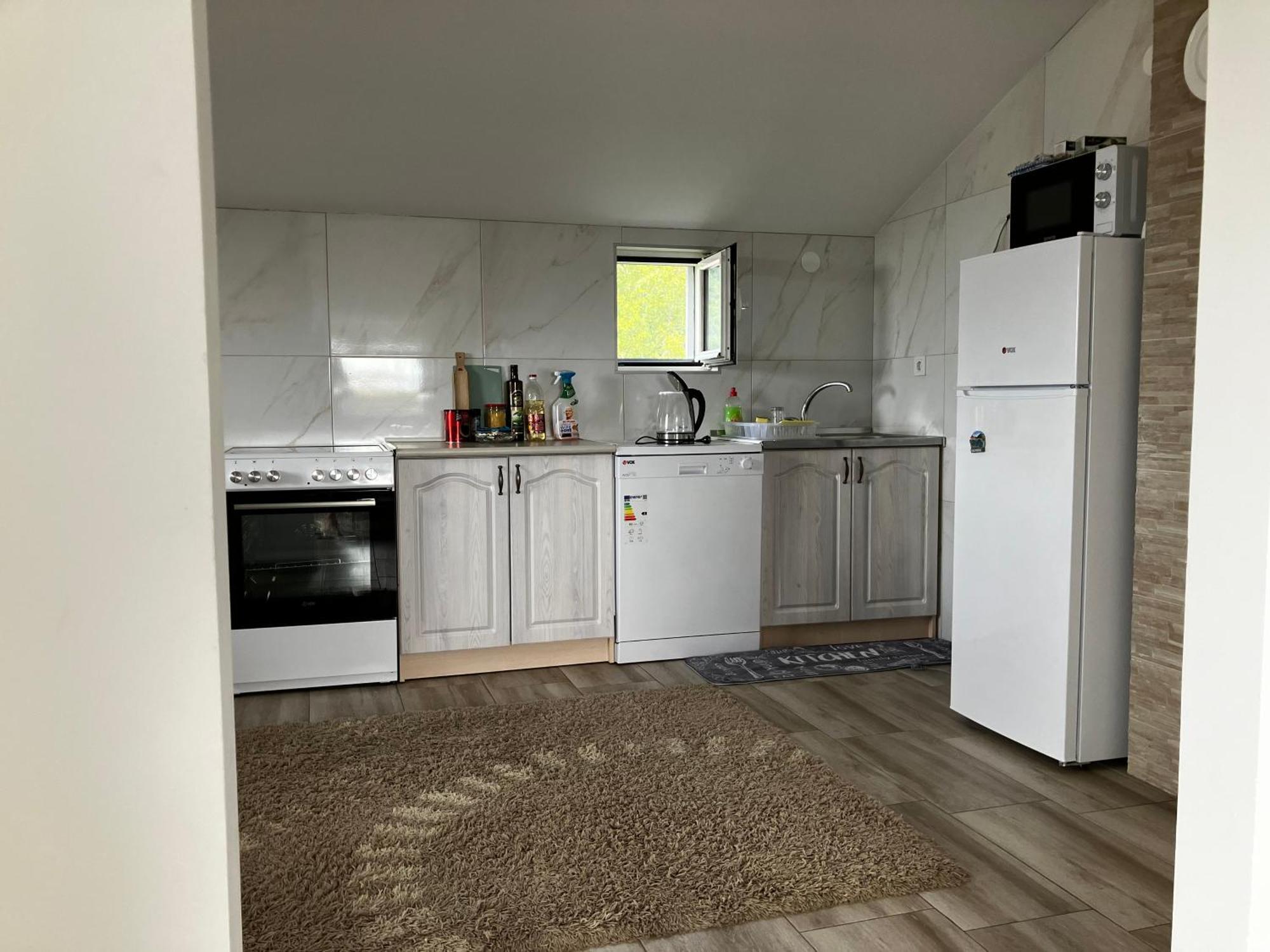 포드고리차 Cozy, Fully Equipped, Free Parking&Wifi, Quiet, 2Bd 아파트 외부 사진