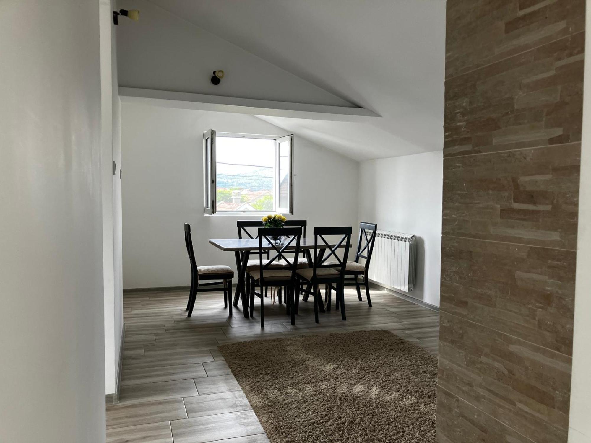 포드고리차 Cozy, Fully Equipped, Free Parking&Wifi, Quiet, 2Bd 아파트 외부 사진