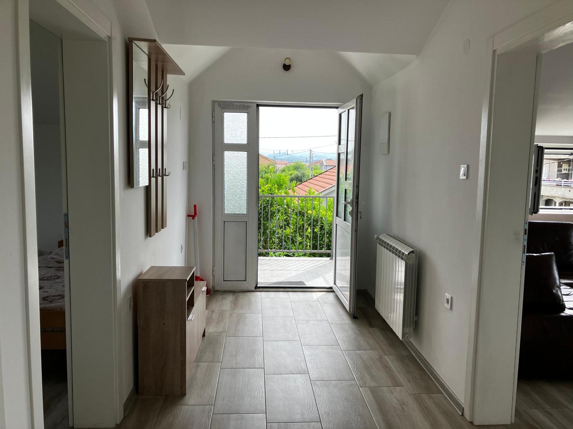 포드고리차 Cozy, Fully Equipped, Free Parking&Wifi, Quiet, 2Bd 아파트 외부 사진