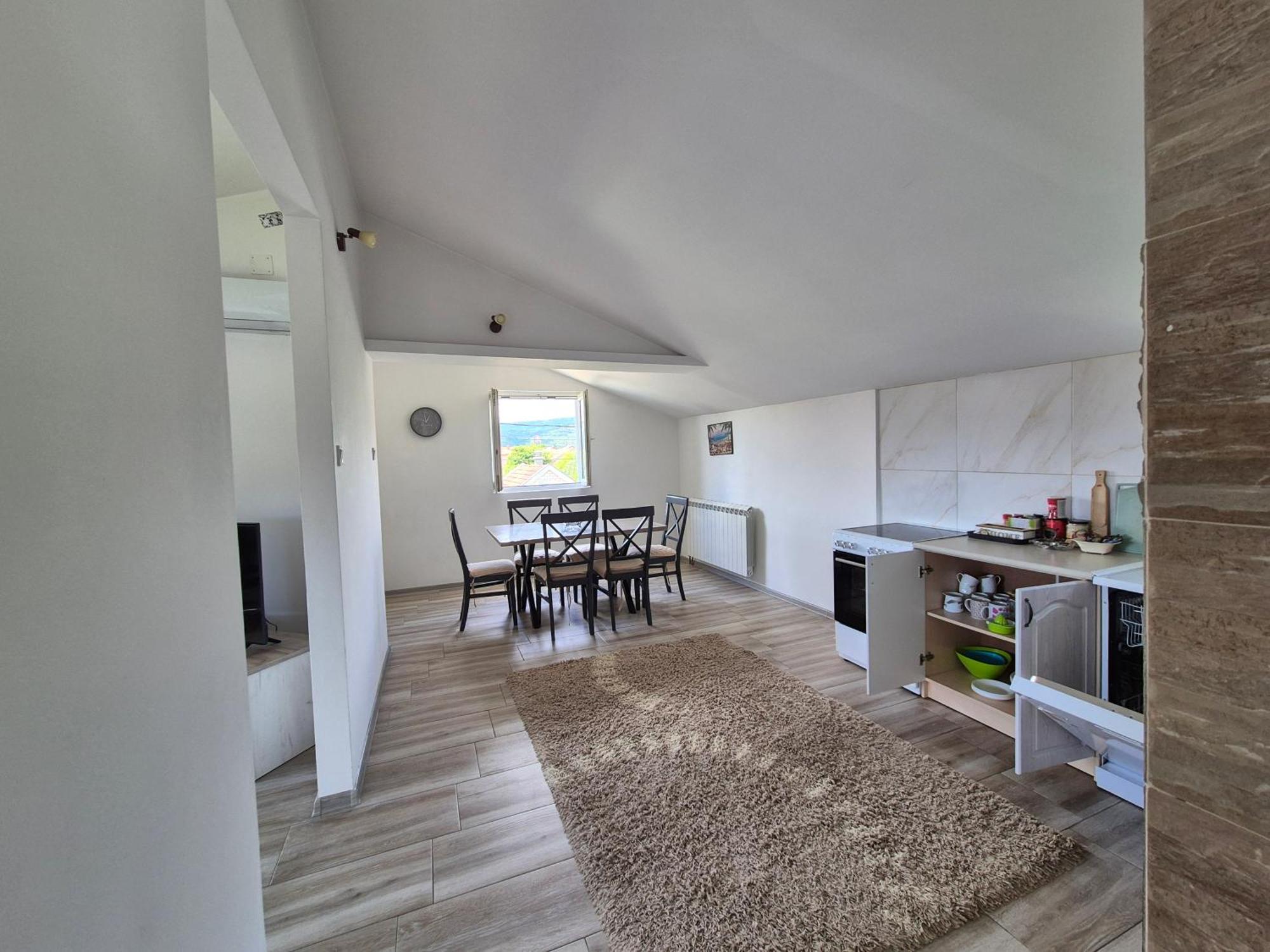 포드고리차 Cozy, Fully Equipped, Free Parking&Wifi, Quiet, 2Bd 아파트 외부 사진